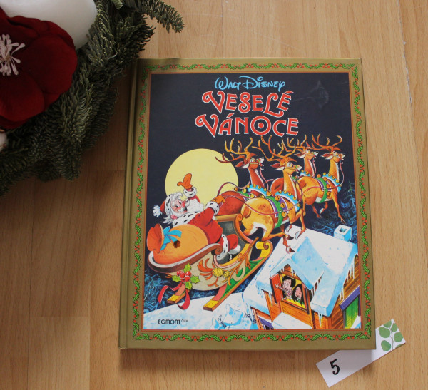 Walt Disney -  Veselé Vánoce  5 (1)